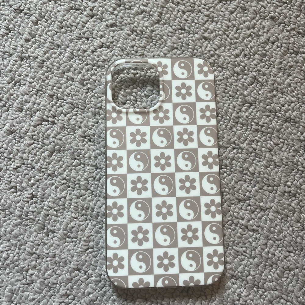 iPhone 13 Stylish Brown and White Phone Case
